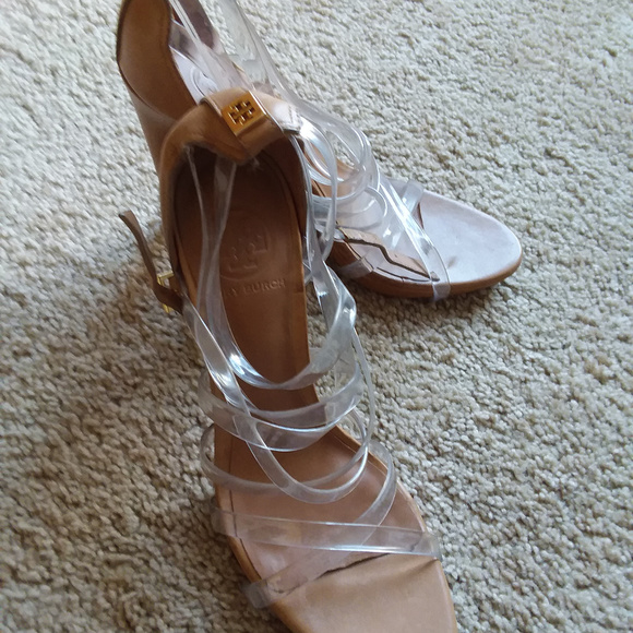 Tory Burch Shoes - 《SALE 》Tory Burch 8 Clear Lucite Leather Heels